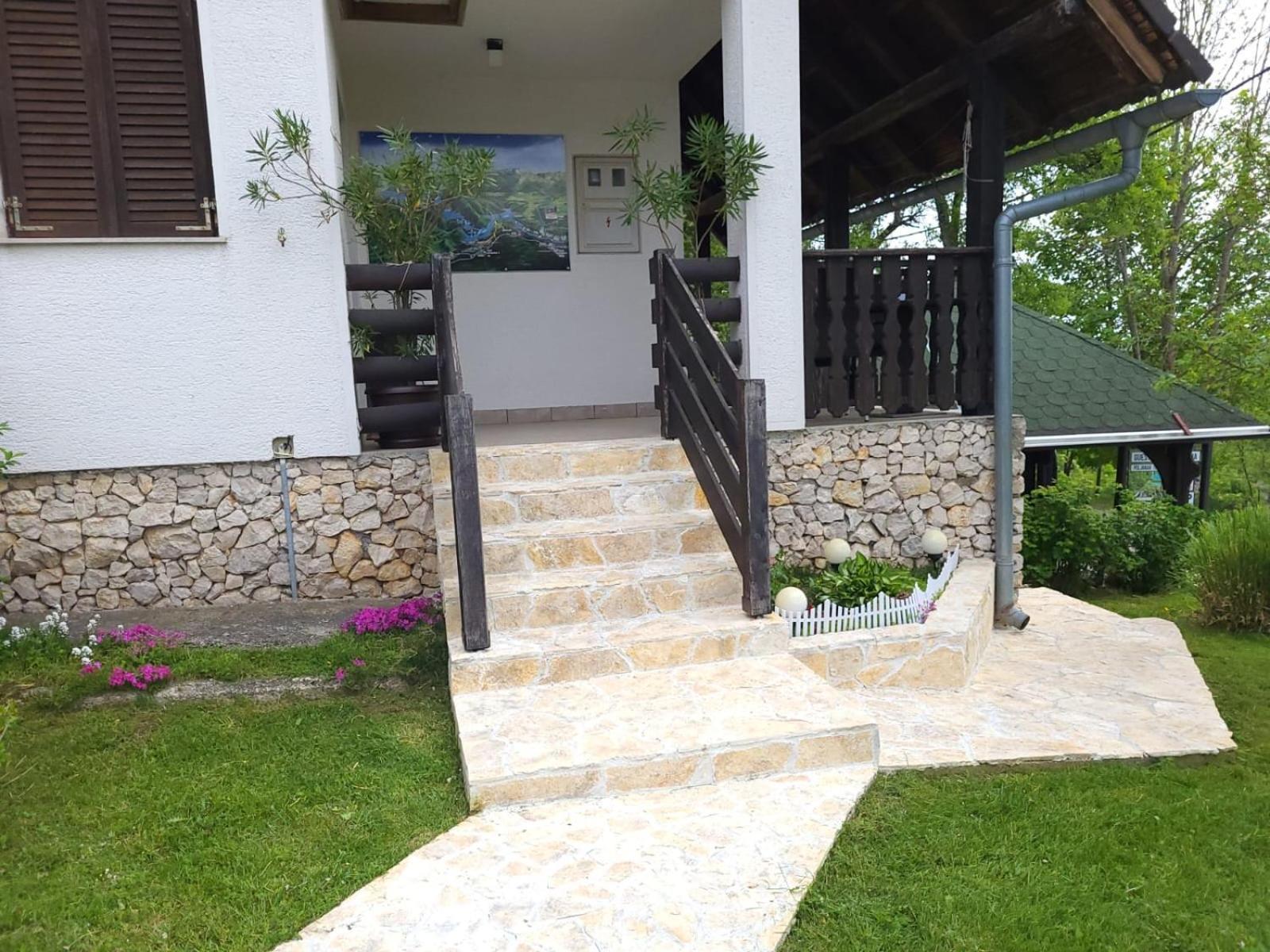 Guest House Stefanija Poljanak Esterno foto